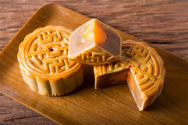 中秋節(jié)、月餅、吃月餅、三高-康興醫(yī)療器械官網(wǎng)